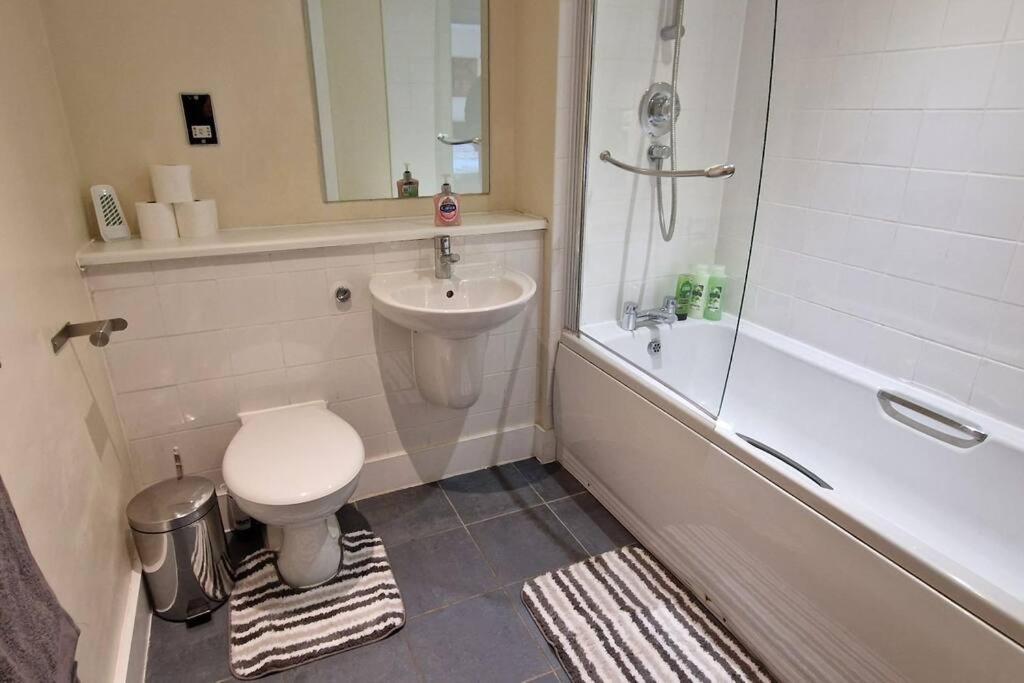 2 Bedroom Apartment Central Birmingham City Centre Exterior foto