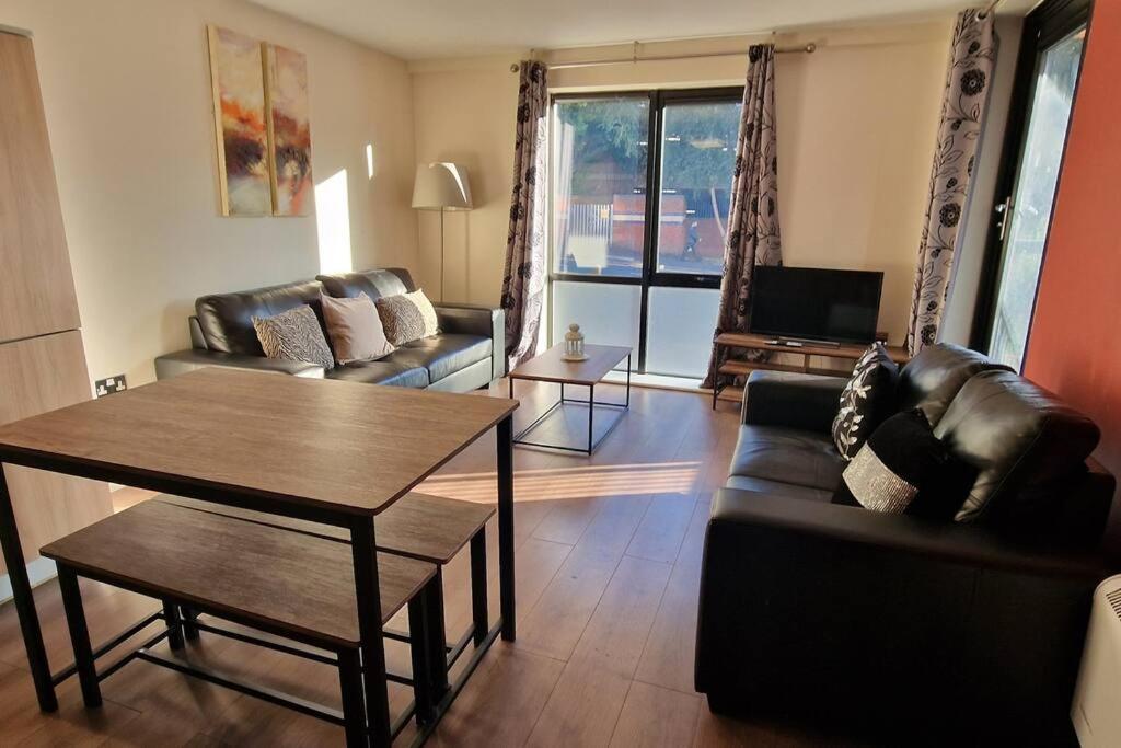 2 Bedroom Apartment Central Birmingham City Centre Exterior foto